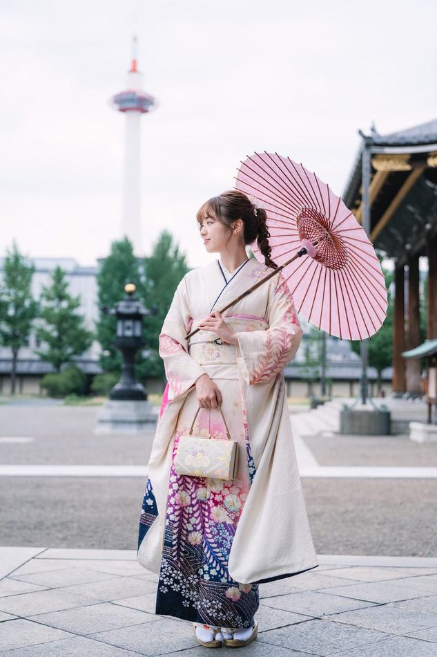 Location photography at Nishi Honganji Temple, Kyoto