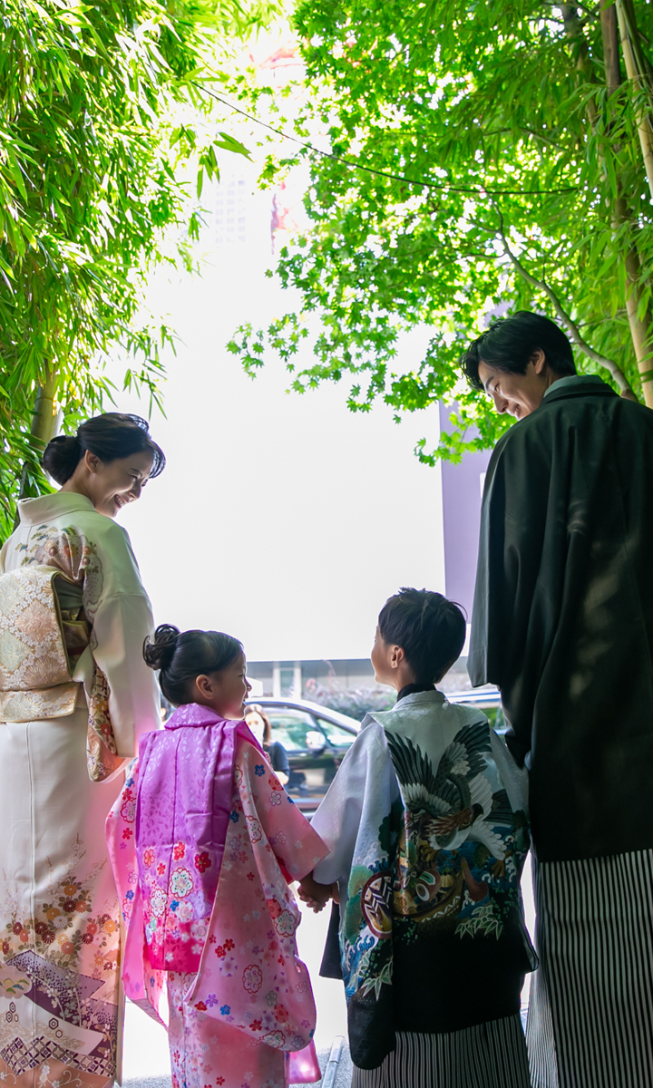 袷 長襦袢》赤に白の菱の模様長襦袢 バチ衿 - 水着