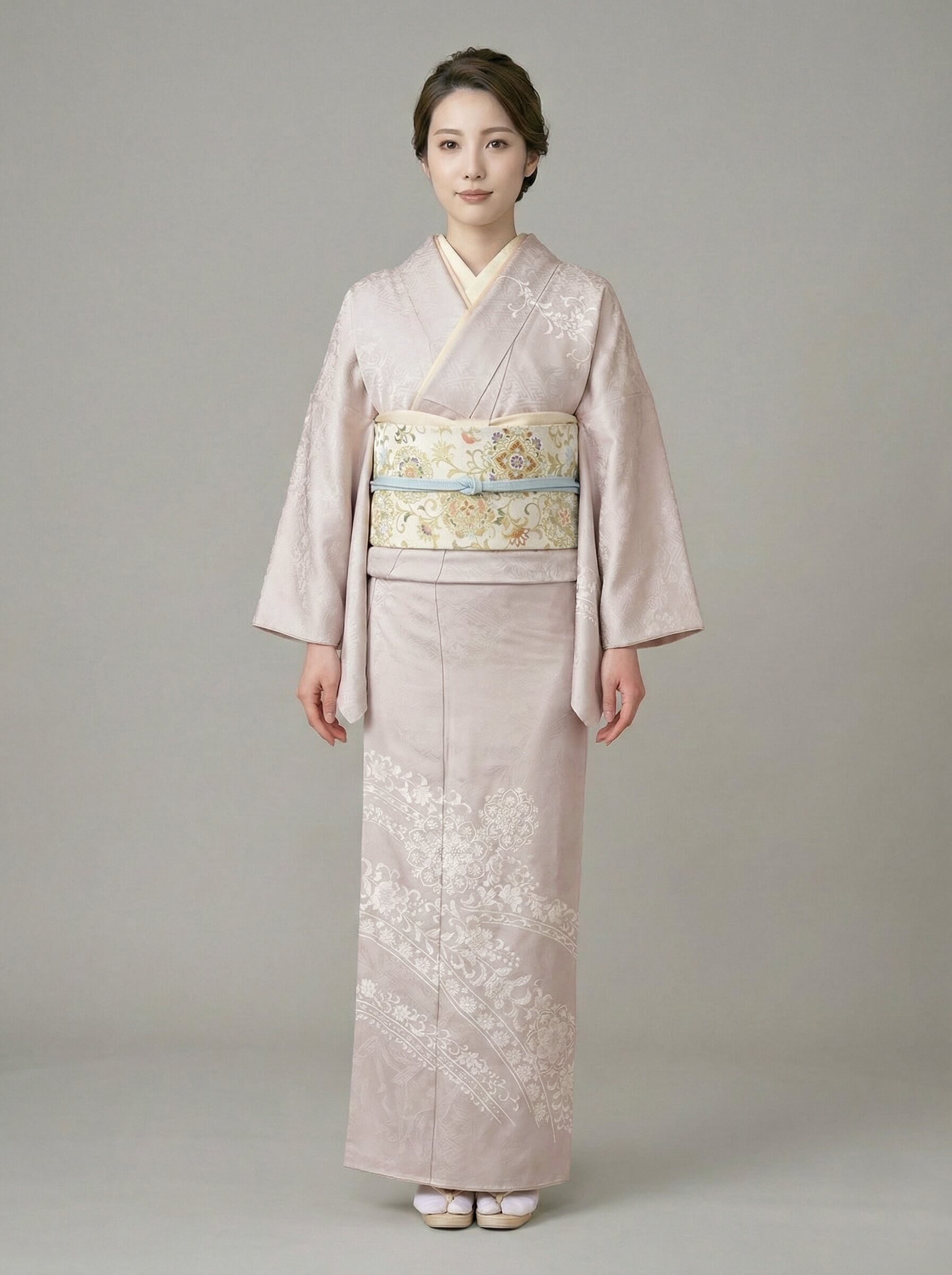 訪問着 黒地と白地に唐花